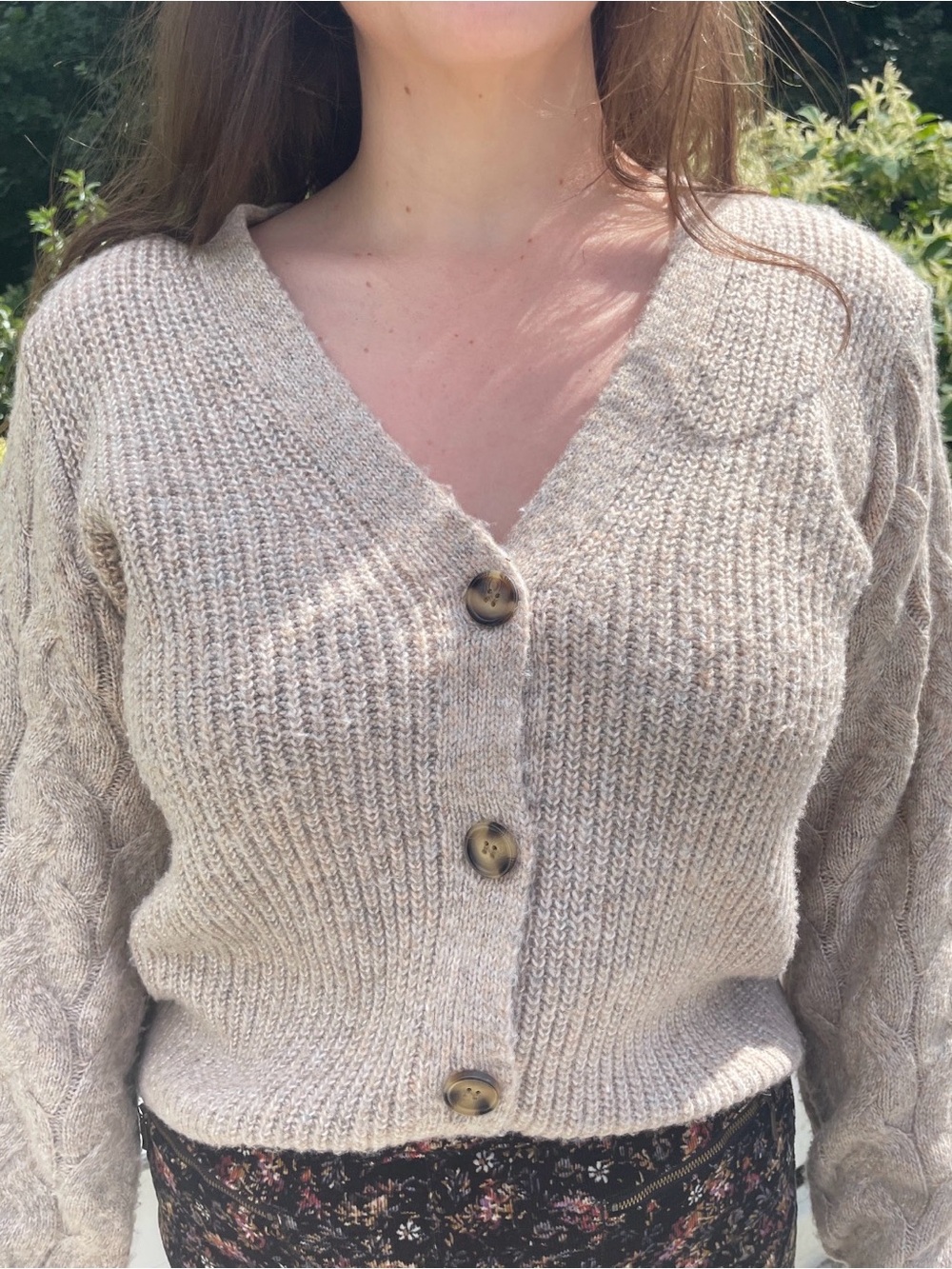 Time and Tru Beige V-Neck Button-Front Cable Sleeve Cardigan